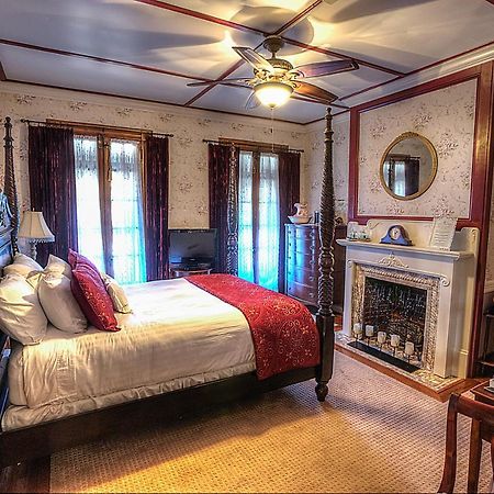 The Wallingford Victorian Inn Exterior photo