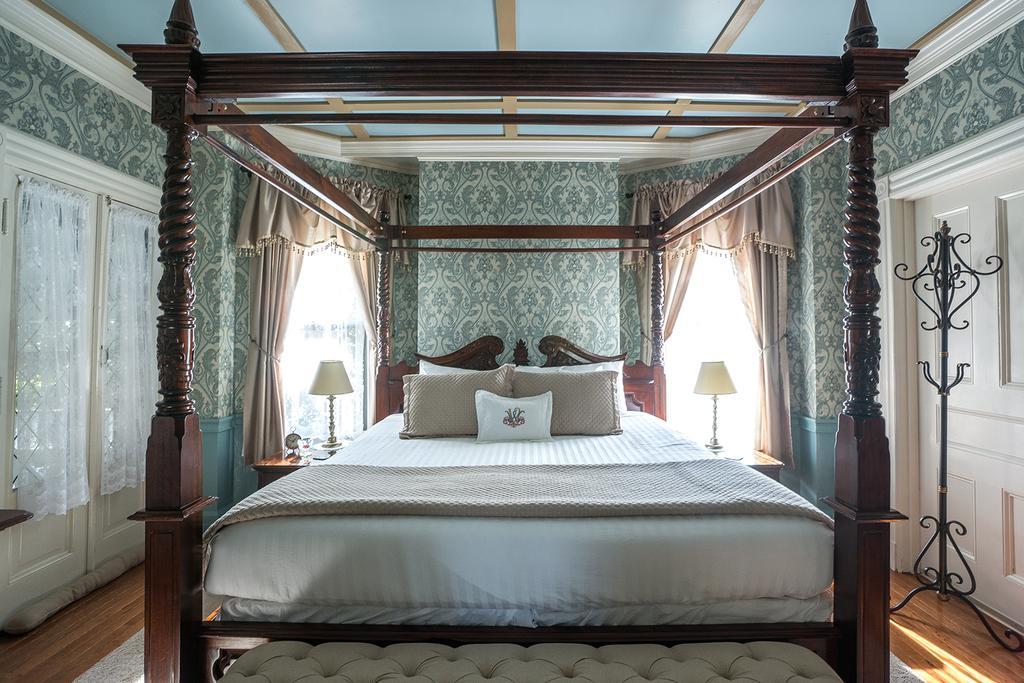The Wallingford Victorian Inn Exterior photo