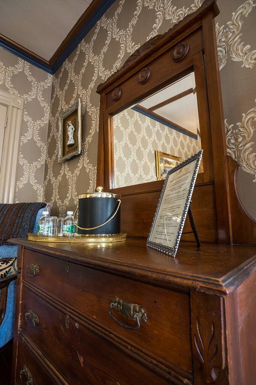 The Wallingford Victorian Inn Exterior photo